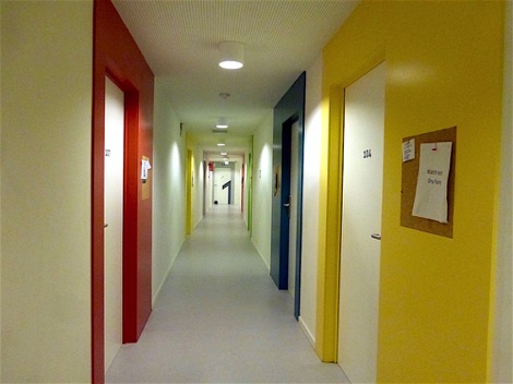 Snuffel Hostel corridor